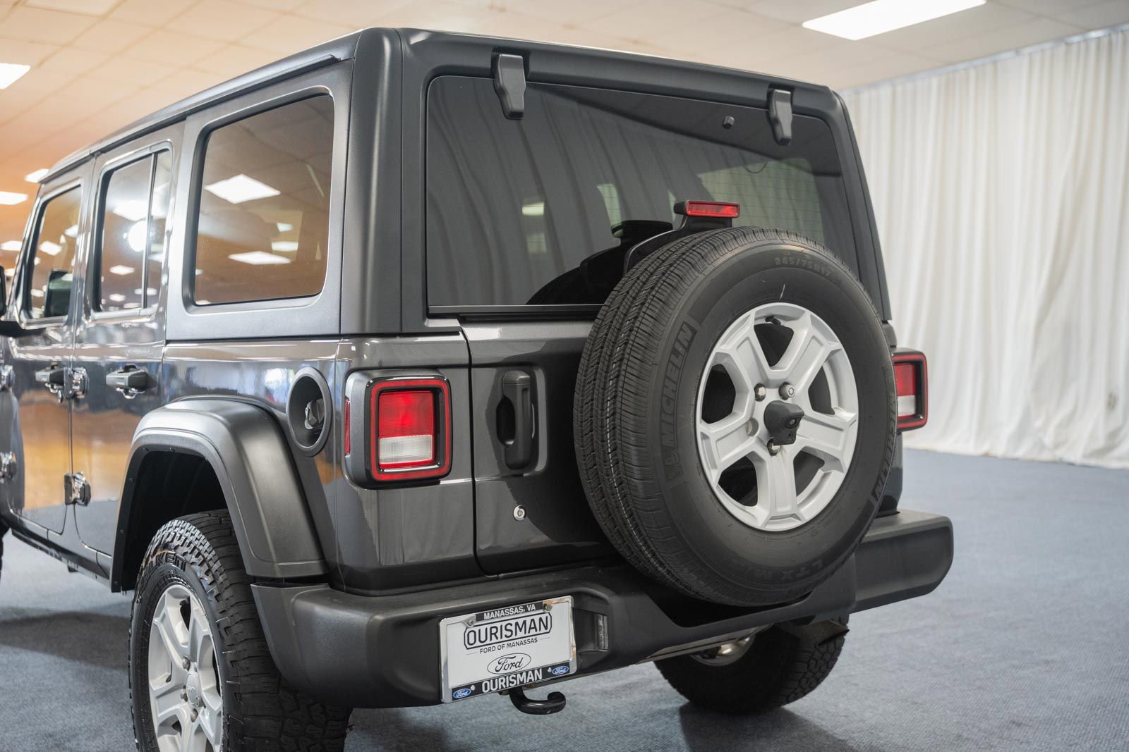 Used 2018 Jeep Wrangler Unlimited Sport S AWD/4WD image 6