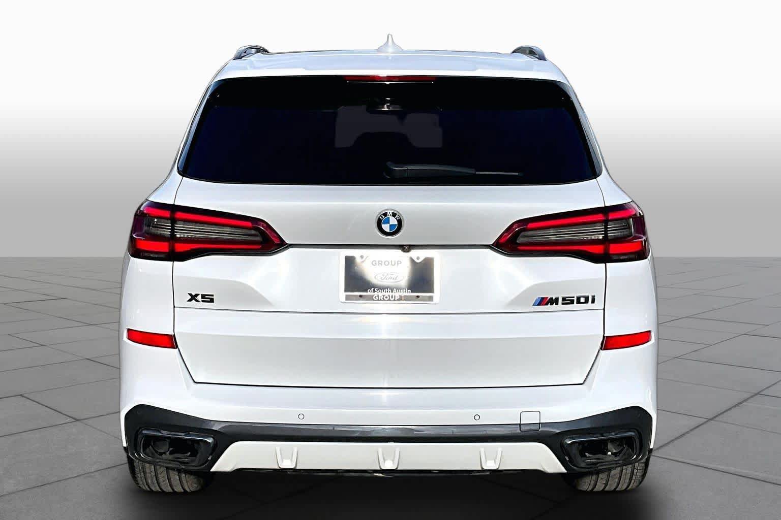 Used 2020 BMW X5 M50i w/ Premium Package AWD/4WD image 5