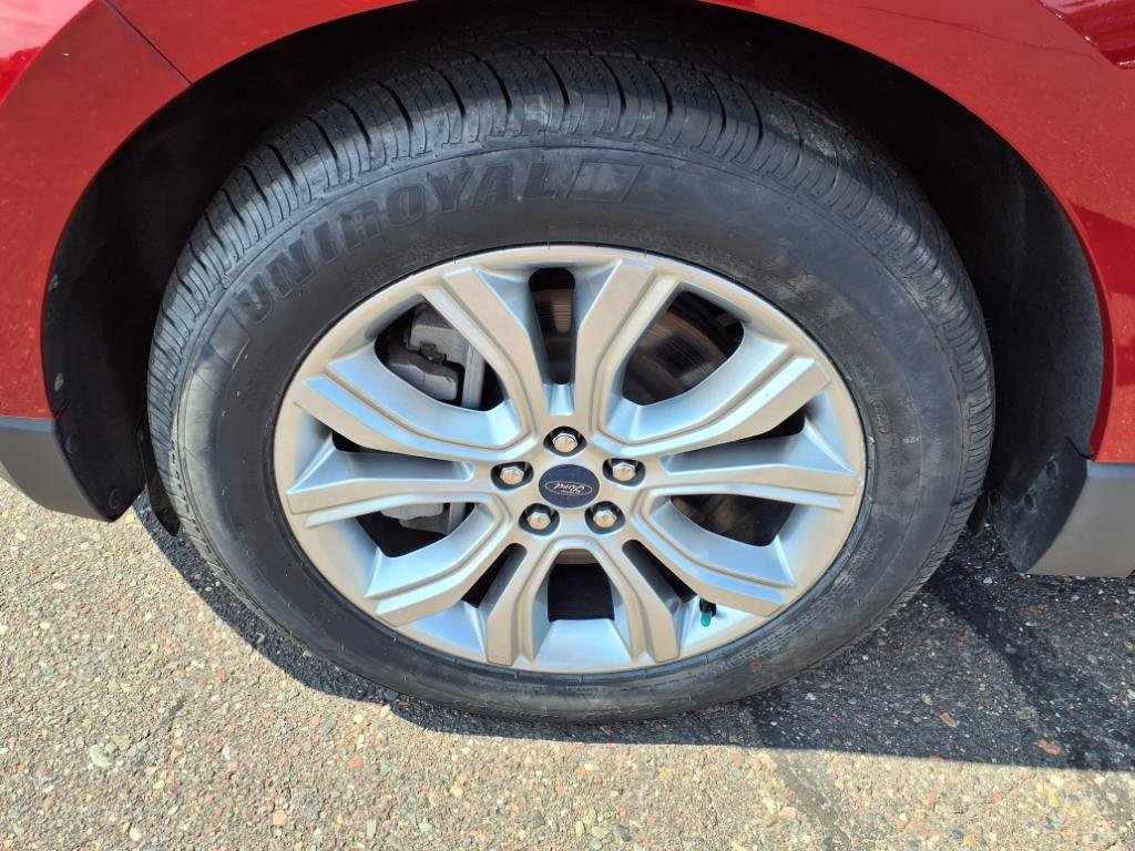 Certified 2021 Ford Edge Titanium image 21