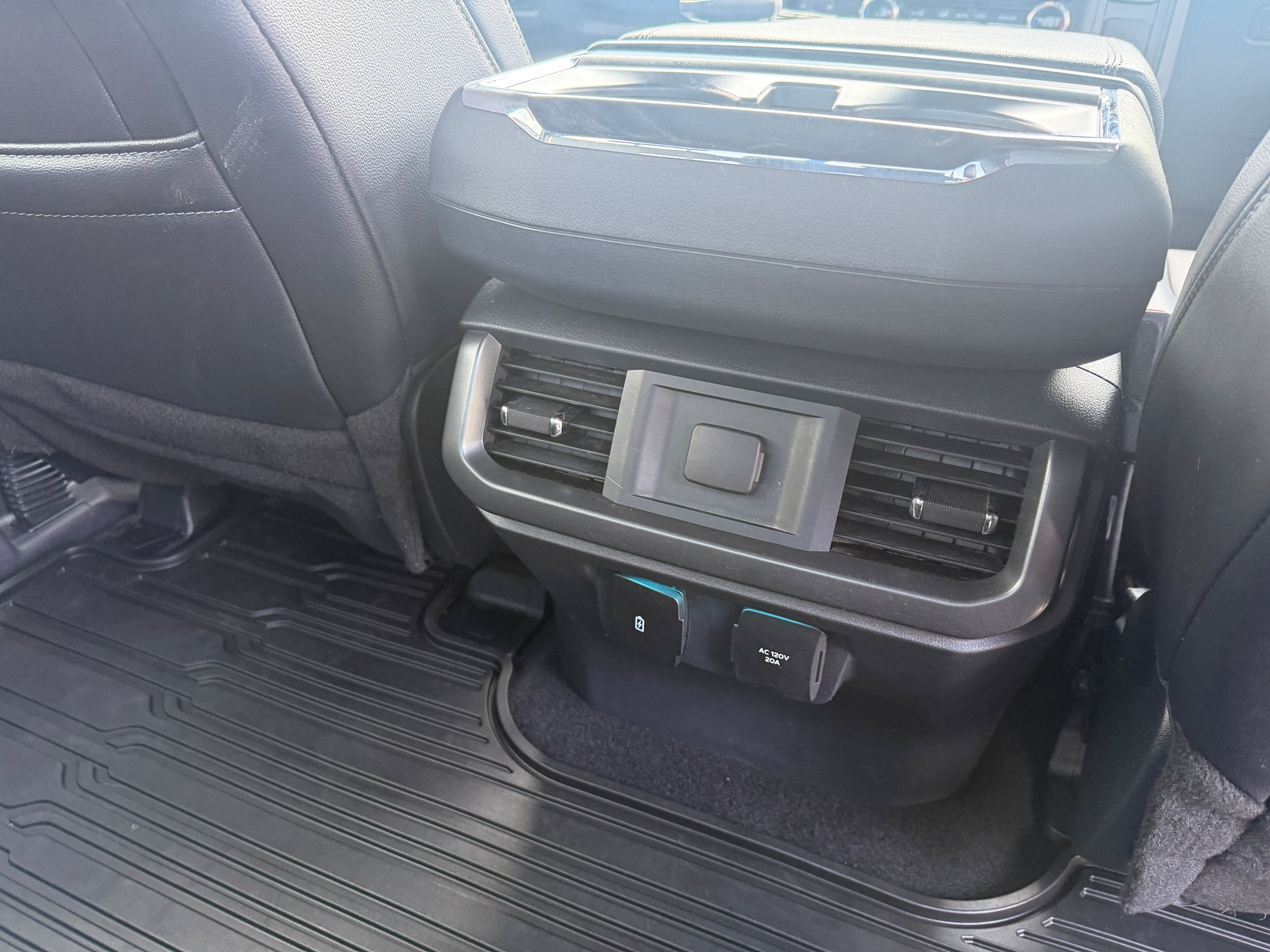 Certified 2024 Ford F150 XLT w/ Equipment Group 303A High AWD/4WD image 15