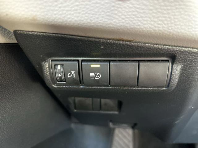 Used 2023 Toyota Corolla Cross LE image 23