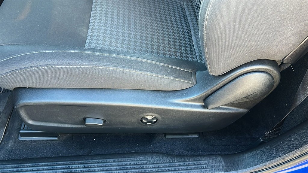 Used 2021 Dodge Challenger R/T w/ Blacktop Package image 11