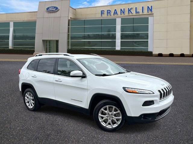 Used 2017 Jeep Cherokee Latitude w/ Comfort/Convenience Group