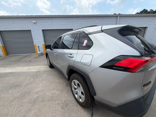 Used 2019 Toyota RAV4 LE w/ Carpet Mat Package FWD image 3