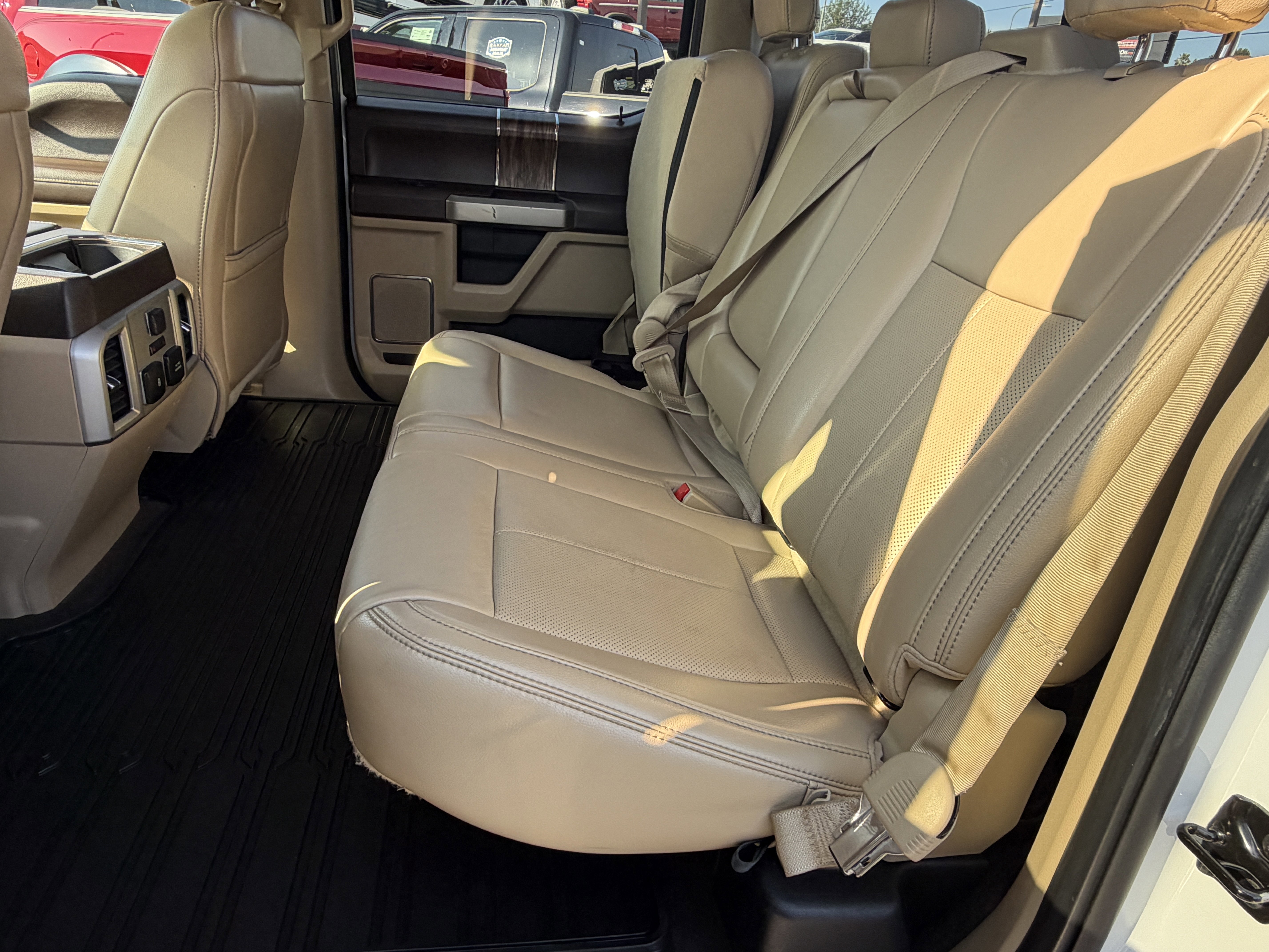 Certified 2019 Ford F150 Lariat w/ Equipment Group 502A Luxury image 21