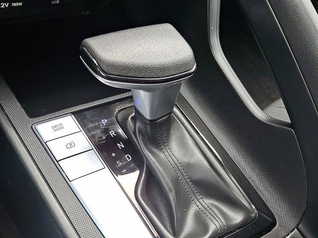 Used 2024 Hyundai Elantra SE FWD image 12