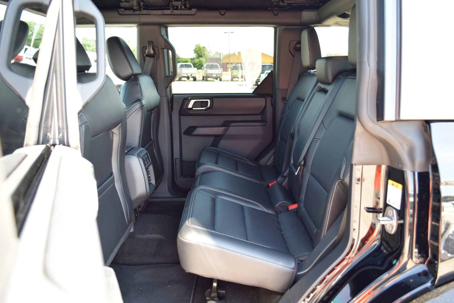 Certified 2025 Ford Bronco Outer Banks AWD/4WD image 20