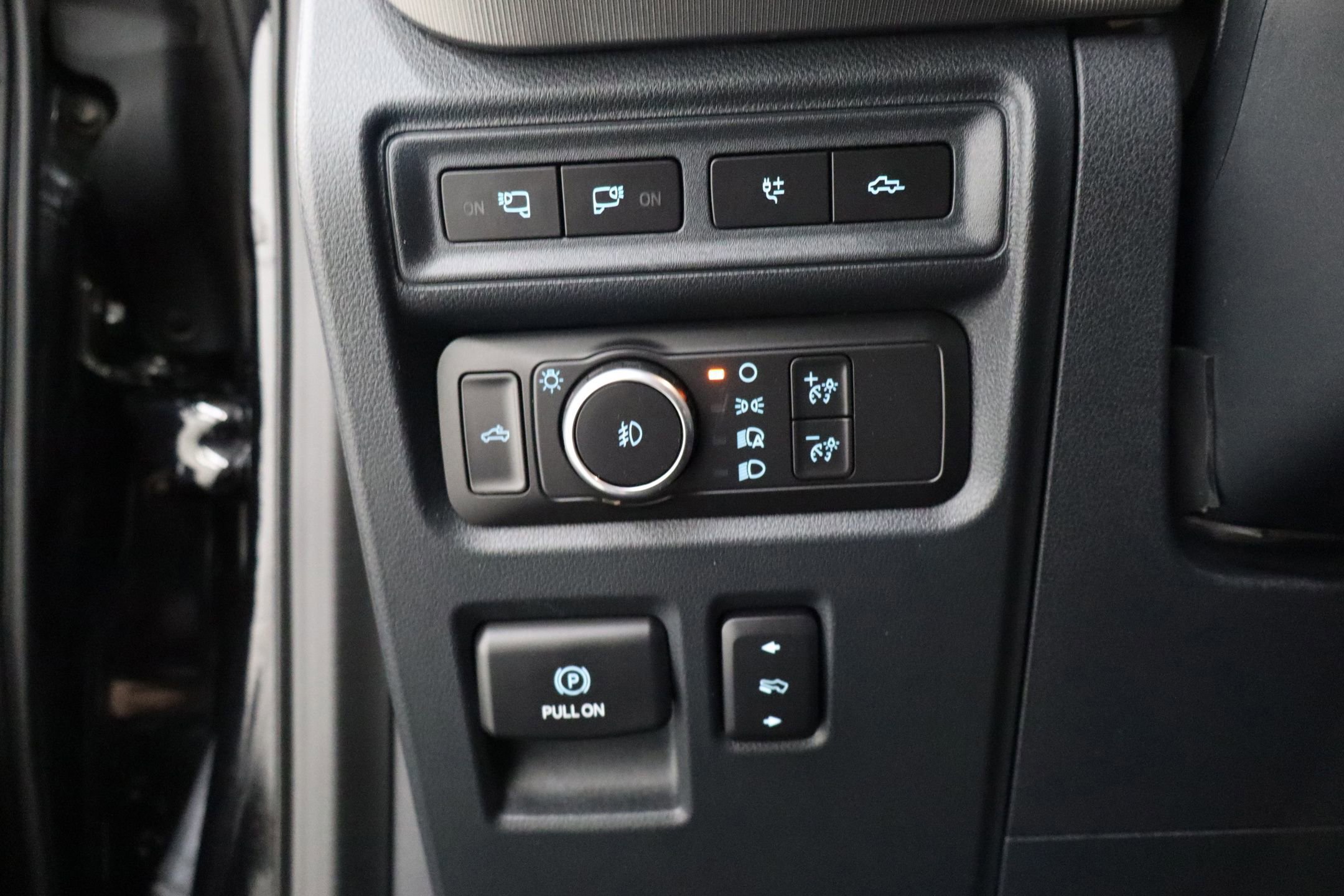 Certified 2021 Ford F150 Raptor w/ Equipment Group 801A High image 20