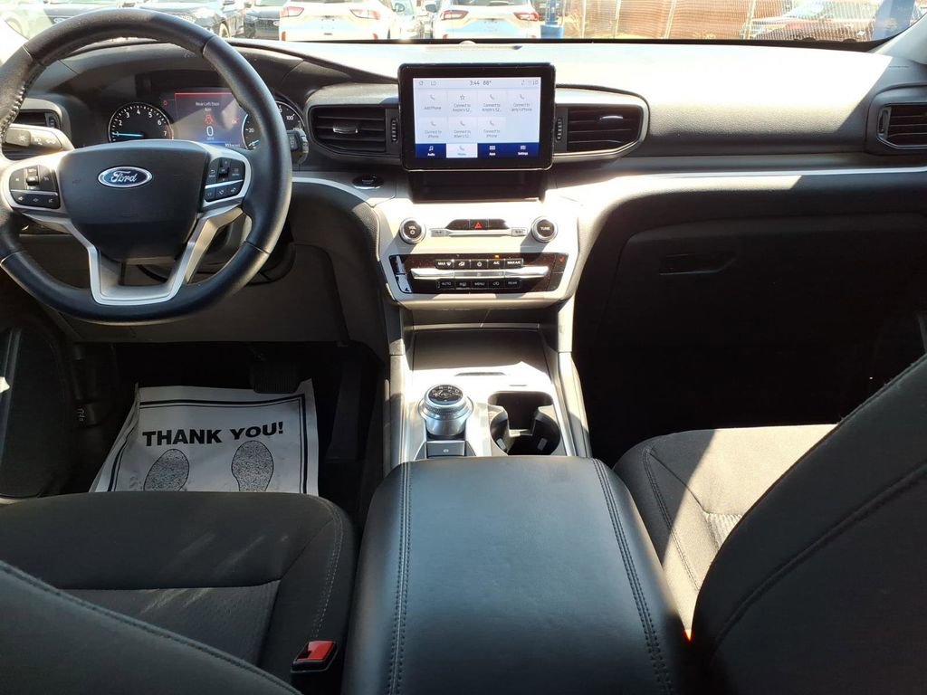 Certified 2023 Ford Explorer XLT AWD/4WD image 11