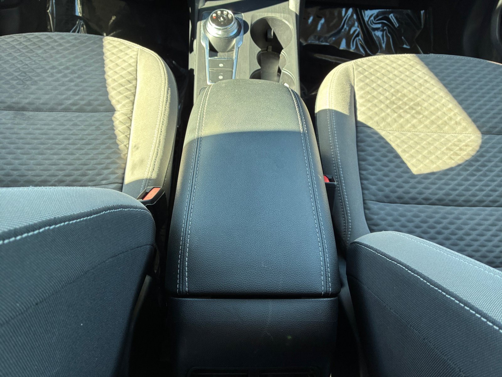 Certified 2020 Ford Escape SE AWD/4WD image 15