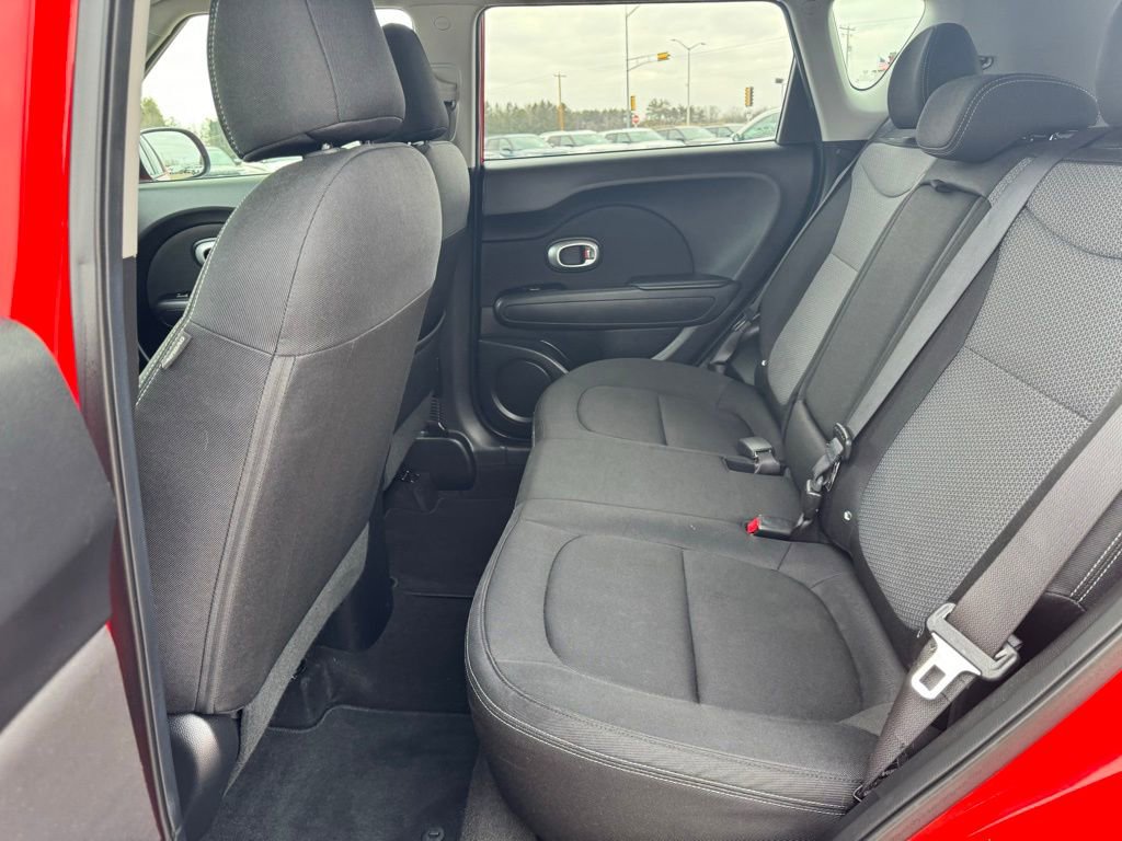 Used 2018 Kia Soul + image 21