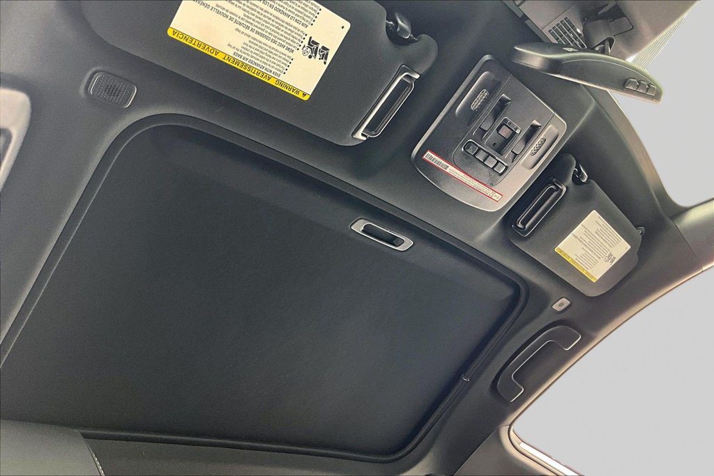 Used 2025 Toyota Camry SE w/ Multimedia Upgrade Package FWD image 22