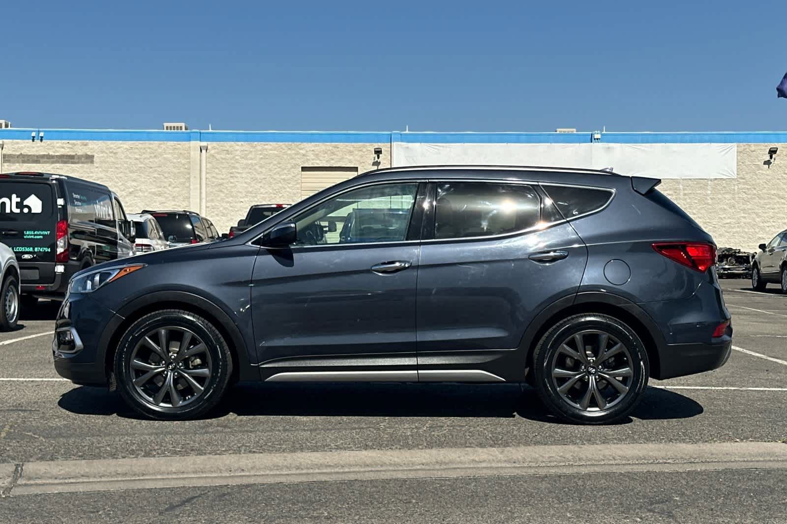 Used 2017 Hyundai Santa Fe Sport AWD/4WD image 5