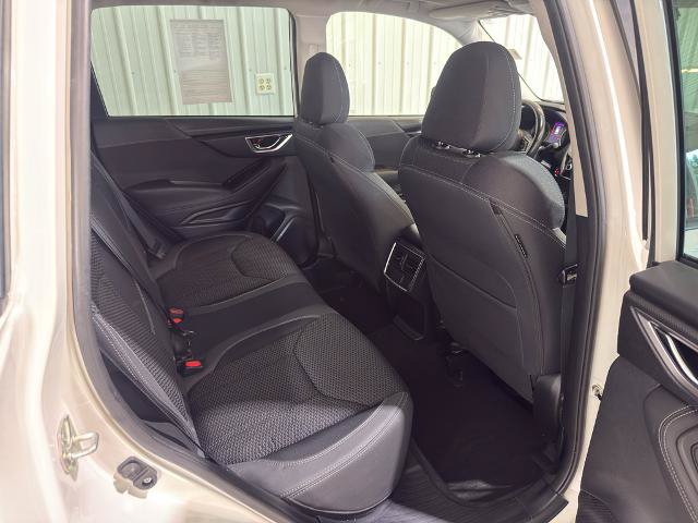 Used 2022 Subaru Forester Premium AWD/4WD image 31