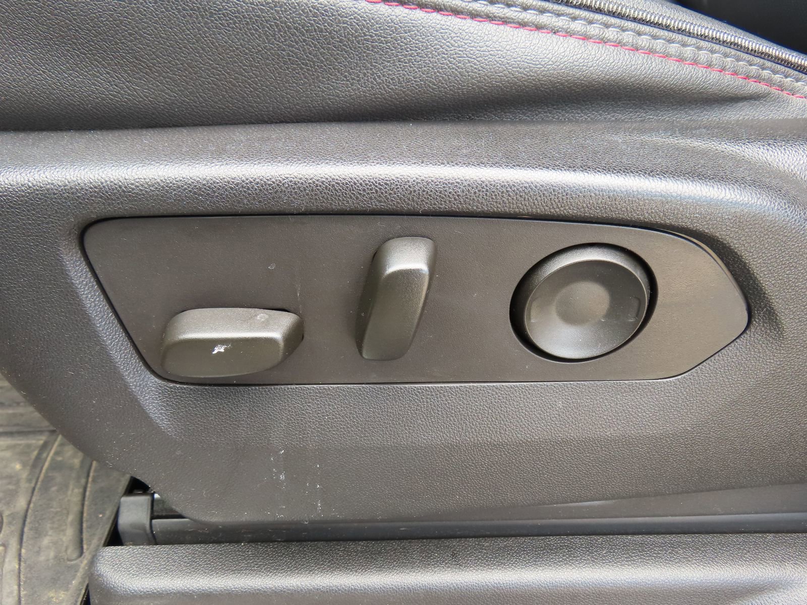 Used 2023 Chevrolet Tahoe RST w/ Luxury Package image 29