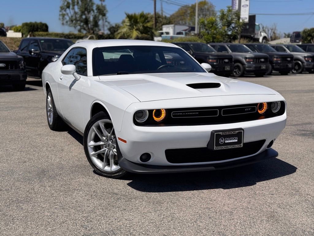 Used 2022 Dodge Challenger GT image 2