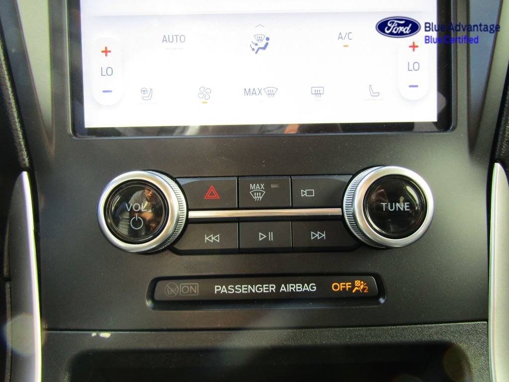 Certified 2024 Ford Edge SEL w/ Convenience Package AWD/4WD image 42