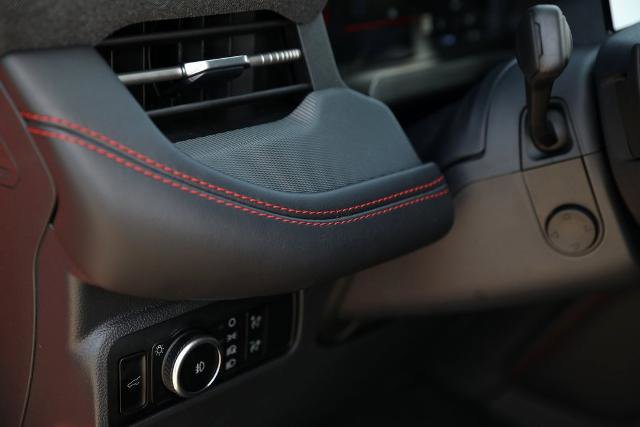 Certified 2025 Ford Explorer ST image 29