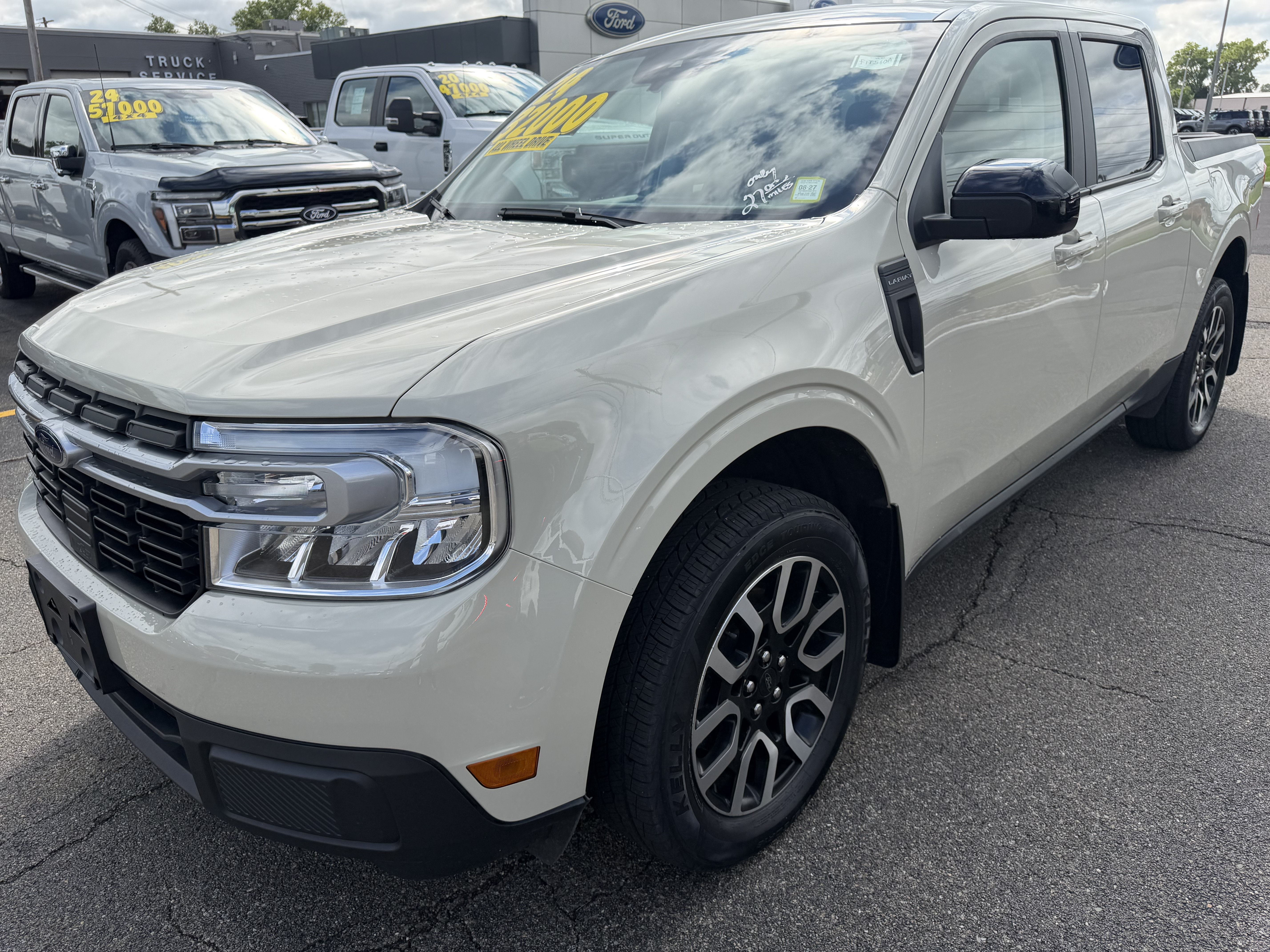 Certified 2024 Ford Maverick Lariat AWD/4WD image 4
