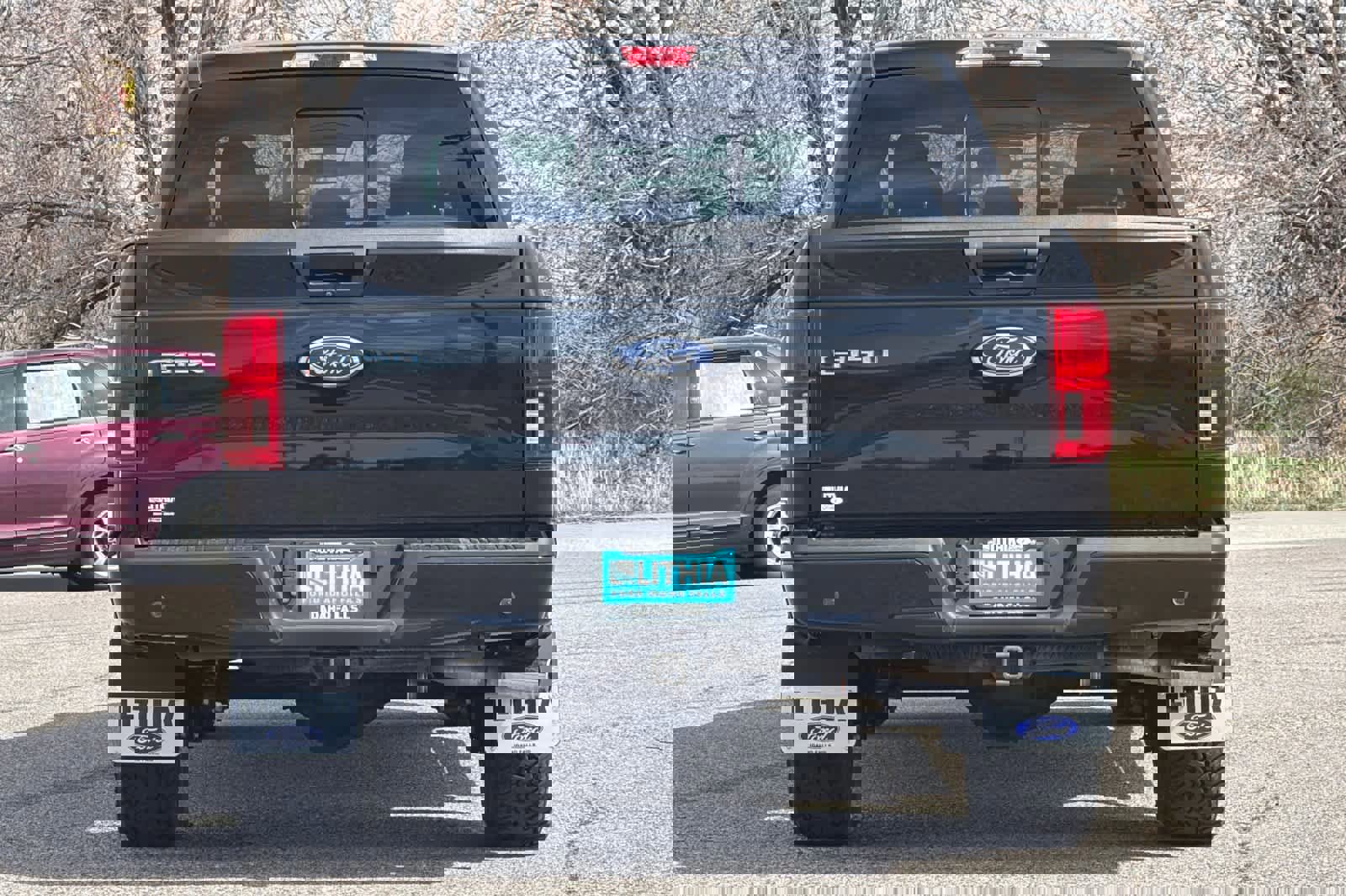 Certified 2017 Ford F150 XLT w/ Equipment Group 302A Luxury image 4