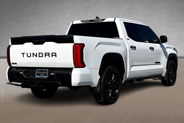 Used 2025 Toyota Tundra SR5 AWD/4WD image 2