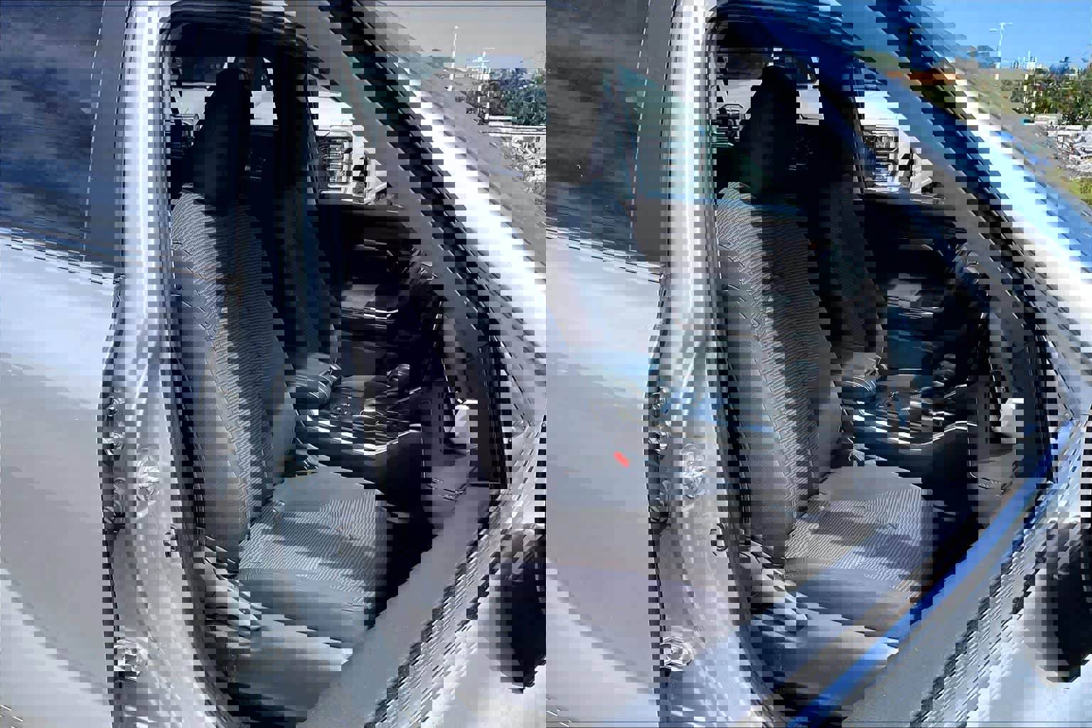 Used 2023 Toyota Highlander L FWD image 15