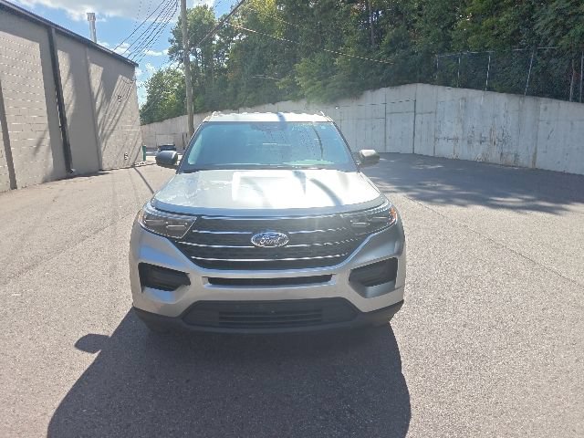 Certified 2023 Ford Explorer XLT RWD image 7