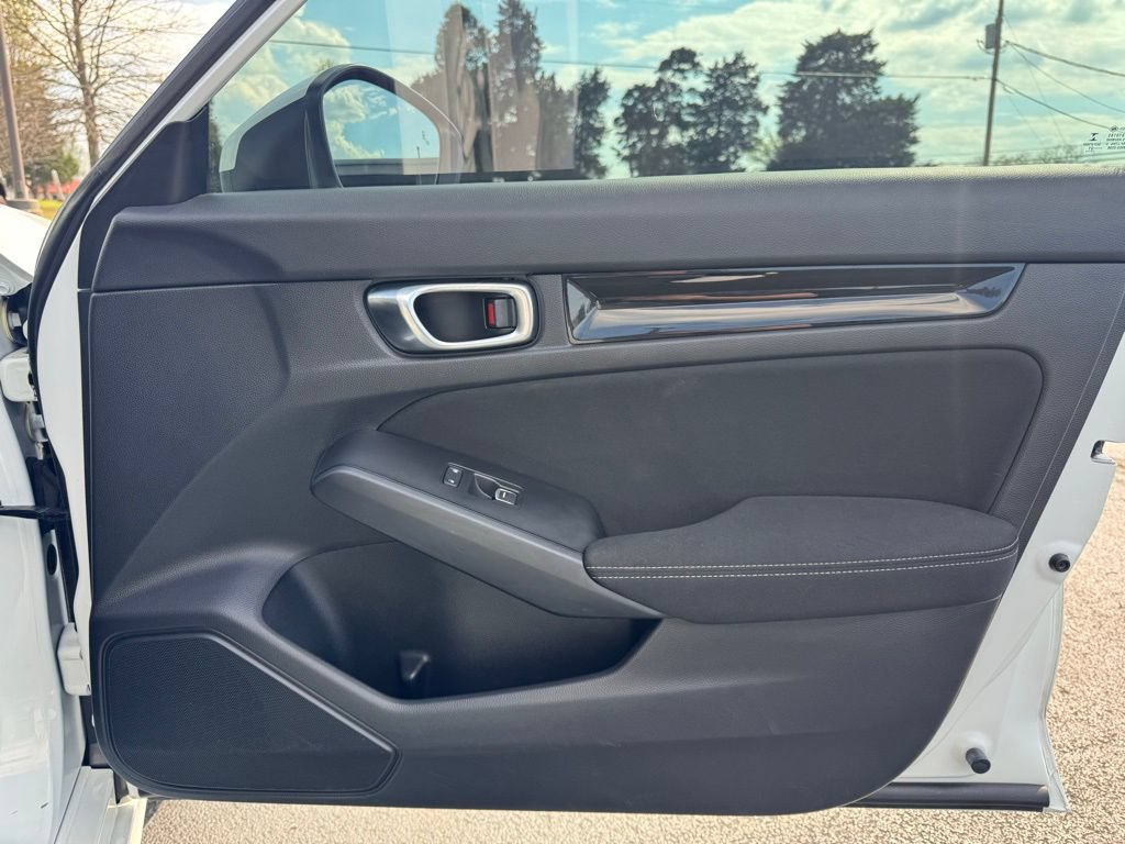 Used 2022 Honda Civic EX image 16