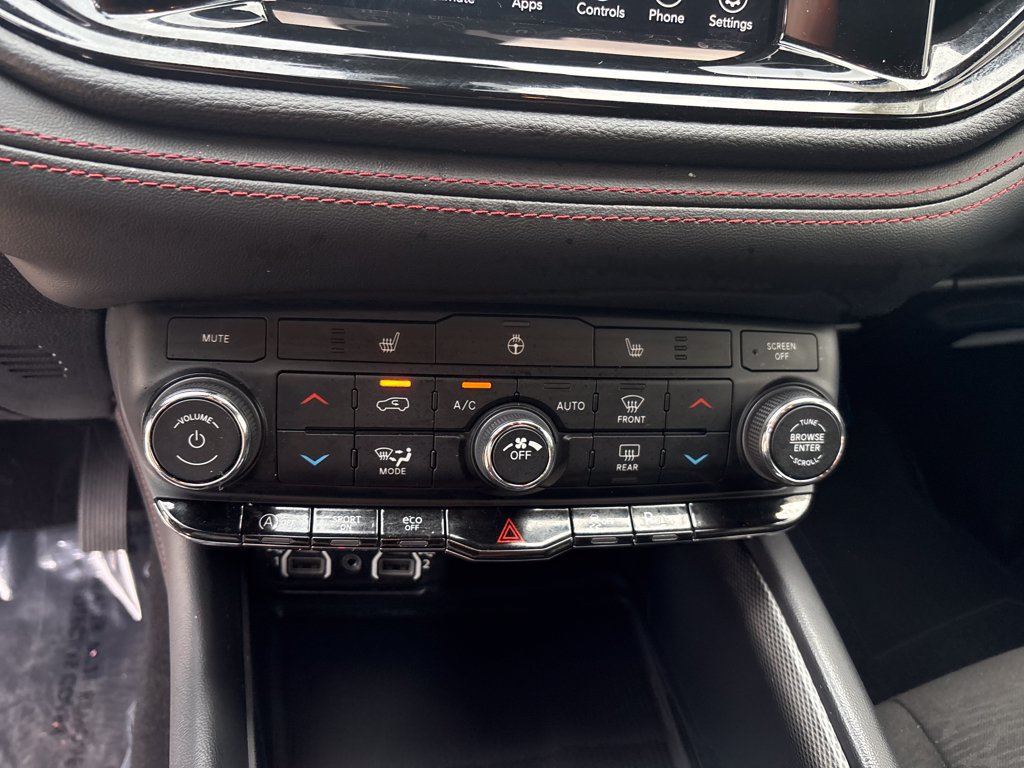 Used 2024 Dodge Durango GT AWD/4WD image 19