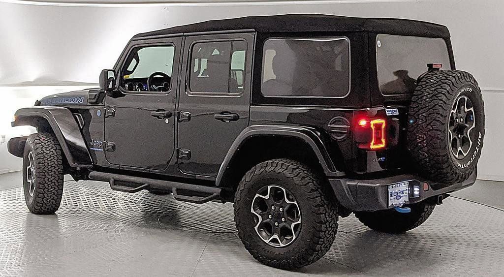 Used 2023 Jeep Wrangler Unlimited Rubicon 4xe AWD/4WD image 4