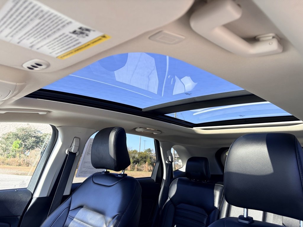 Certified 2022 Ford Edge SEL w/ Convenience Package image 17