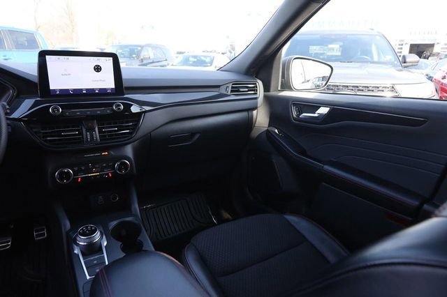 Certified 2024 Ford Escape ST-Line image 24