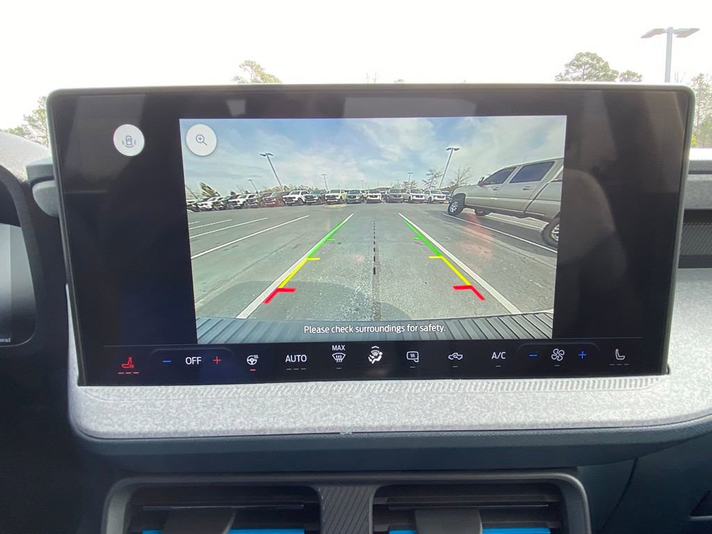 Certified 2025 Ford Maverick XLT w/ XLT Luxury Package image 16