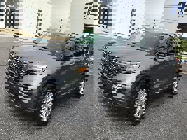 Certified 2022 Ford Explorer King Ranch w/ Technology Package image 2