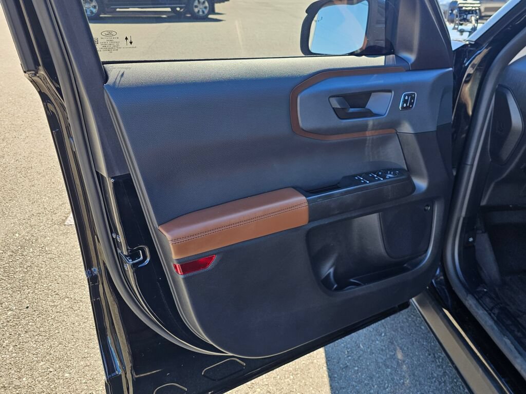 Certified 2023 Ford Bronco Sport Outer Banks w/ Tech Package AWD/4WD image 16