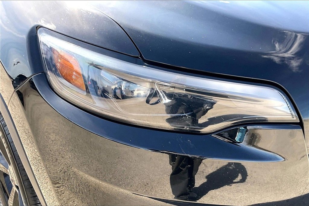 Used 2020 Jeep Cherokee Latitude Plus image 33