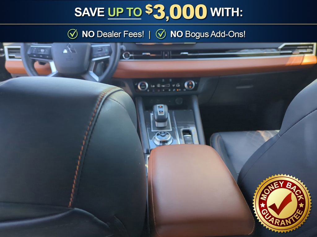 Used 2022 Mitsubishi Outlander SEL AWD/4WD image 17