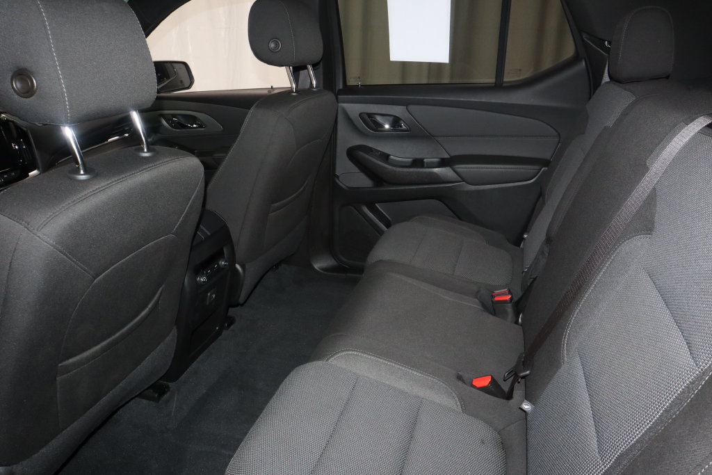 Used 2023 Chevrolet Traverse LT AWD/4WD image 15