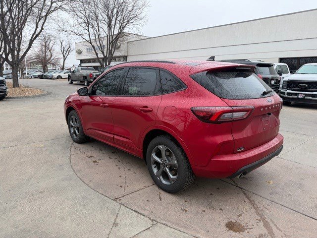 Certified 2023 Ford Escape ST-Line Select w/ Tech Pack #2 image 4