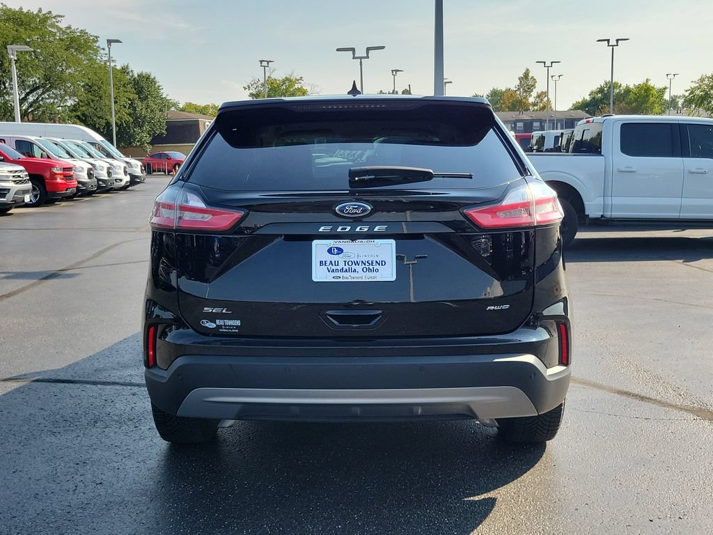 Certified 2024 Ford Edge SEL w/ Convenience Package AWD/4WD image 5