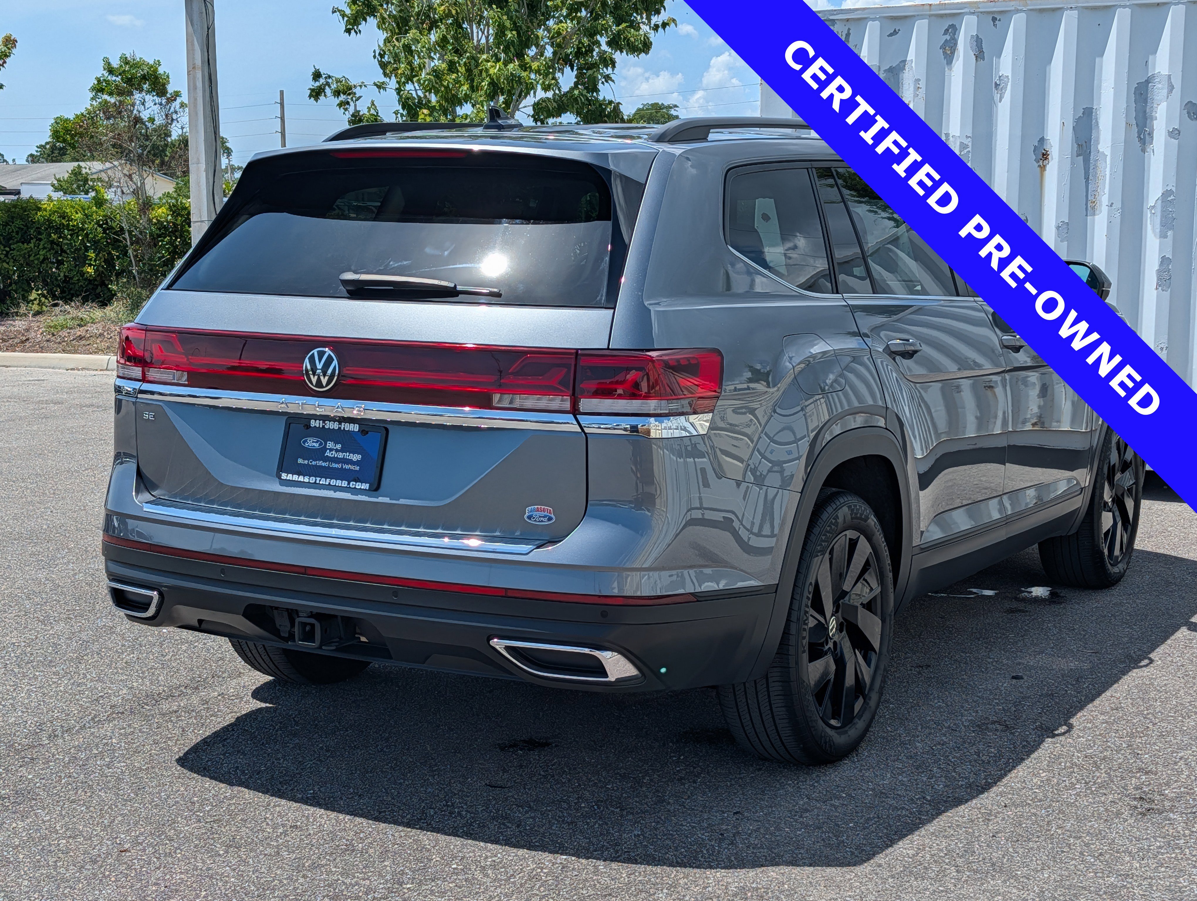 Used 2024 Volkswagen Atlas SE FWD image 4