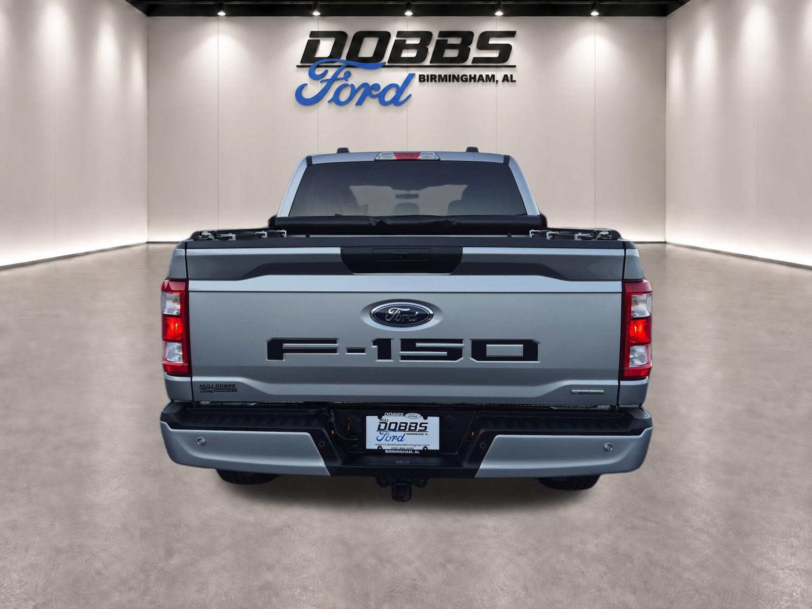 Certified 2022 Ford F150 XL w/ STX Appearance Package RWD image 6