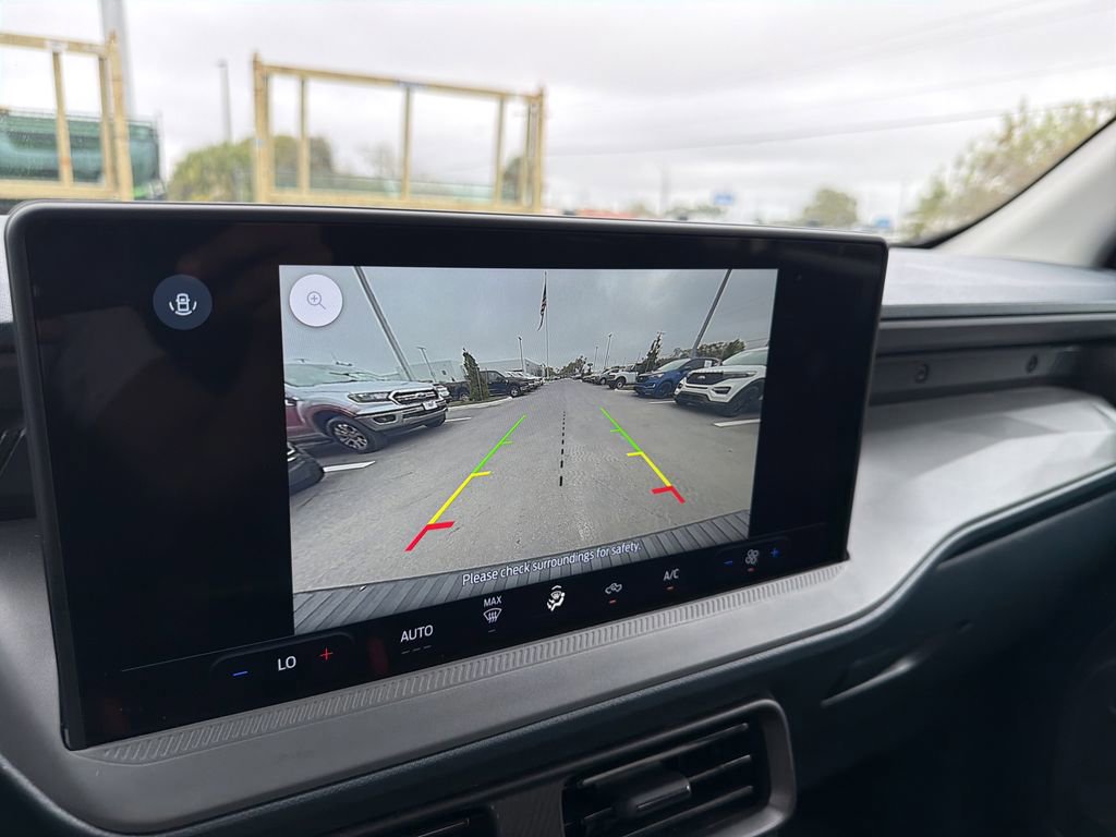 Certified 2025 Ford Maverick XL image 23