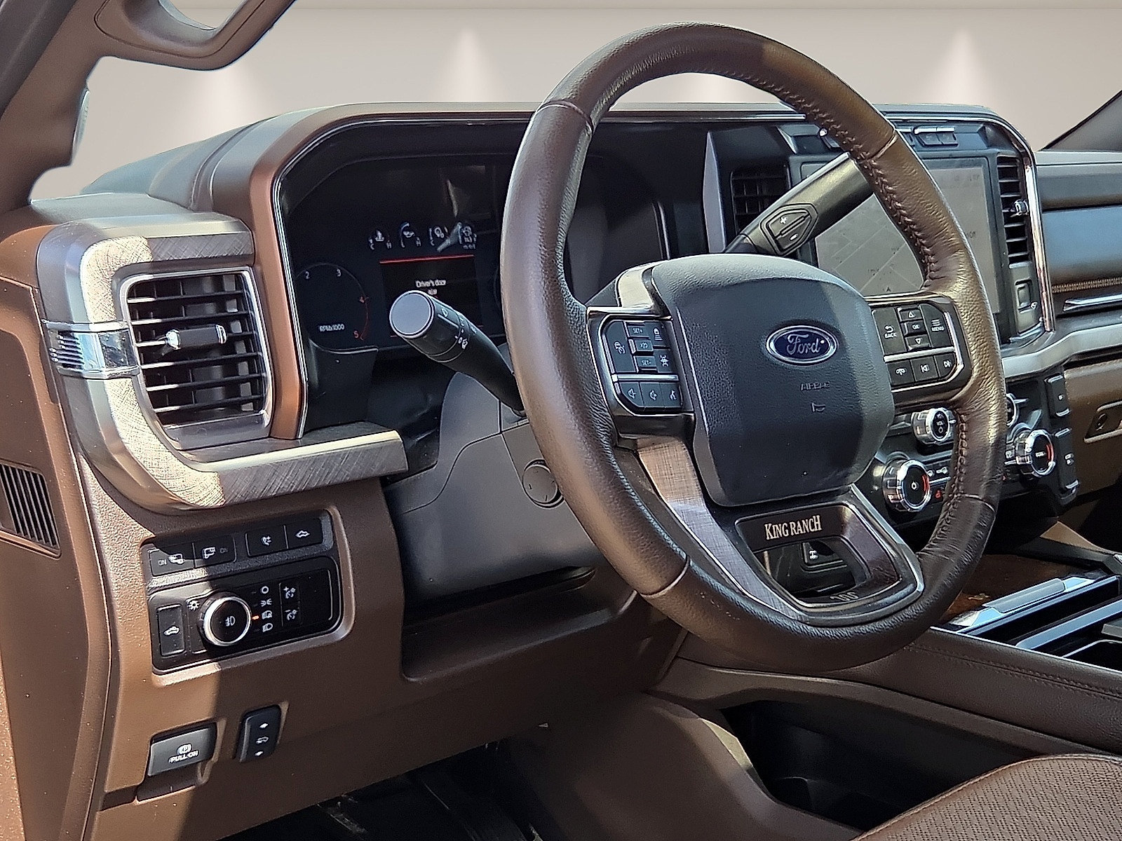 Certified 2024 Ford F250 King Ranch AWD/4WD image 15