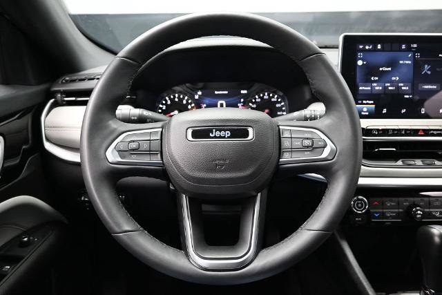 Used 2025 Jeep Compass Limited AWD/4WD image 24