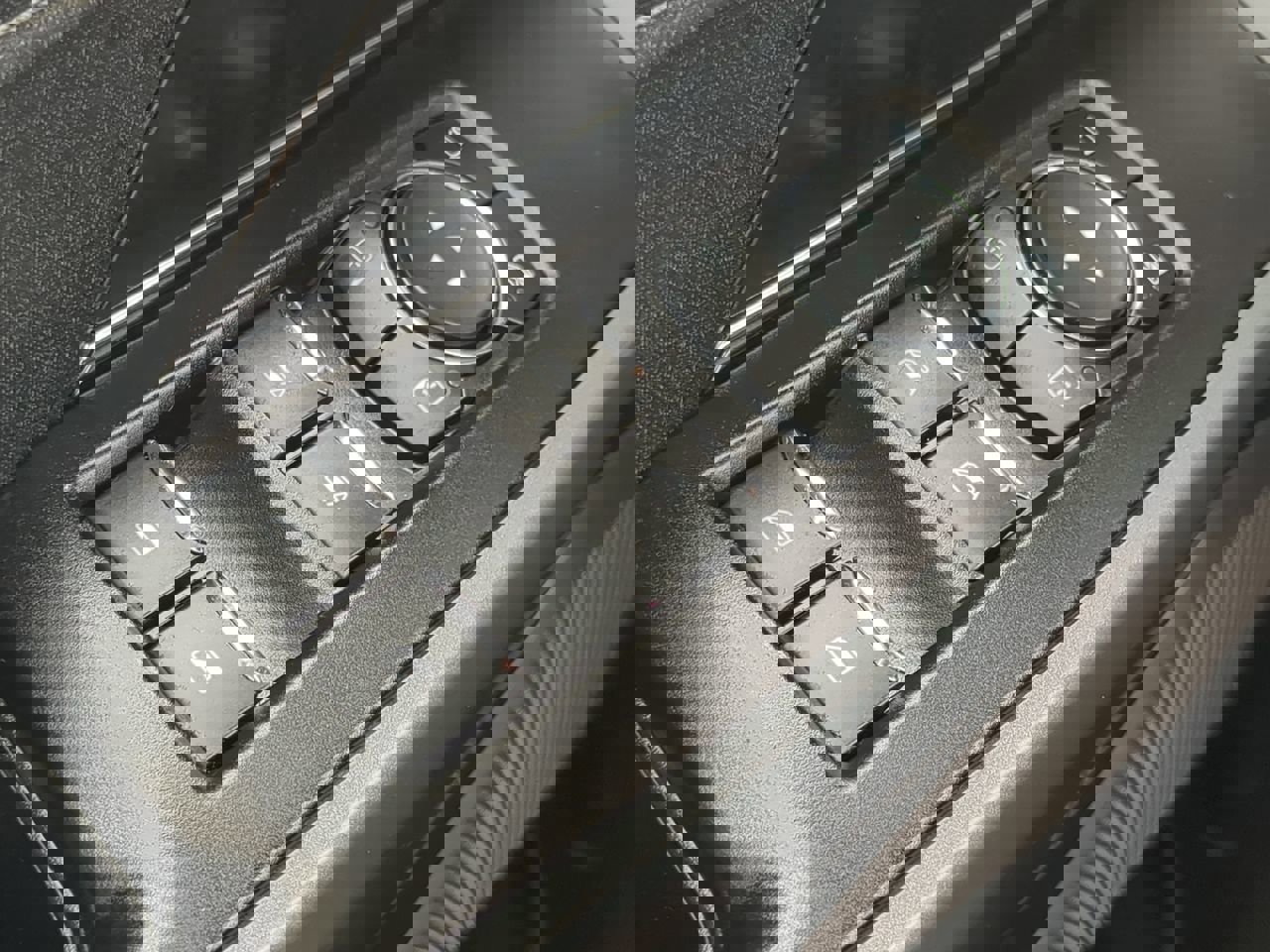 Certified 2023 Ford F150 Lariat w/ Equipment Group 502A High image 25