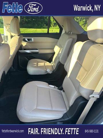 Certified 2023 Ford Explorer XLT w/ Equipment Group 202A AWD/4WD image 14