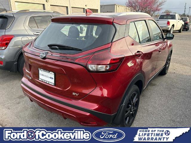 Used 2023 Nissan Kicks SV image 3