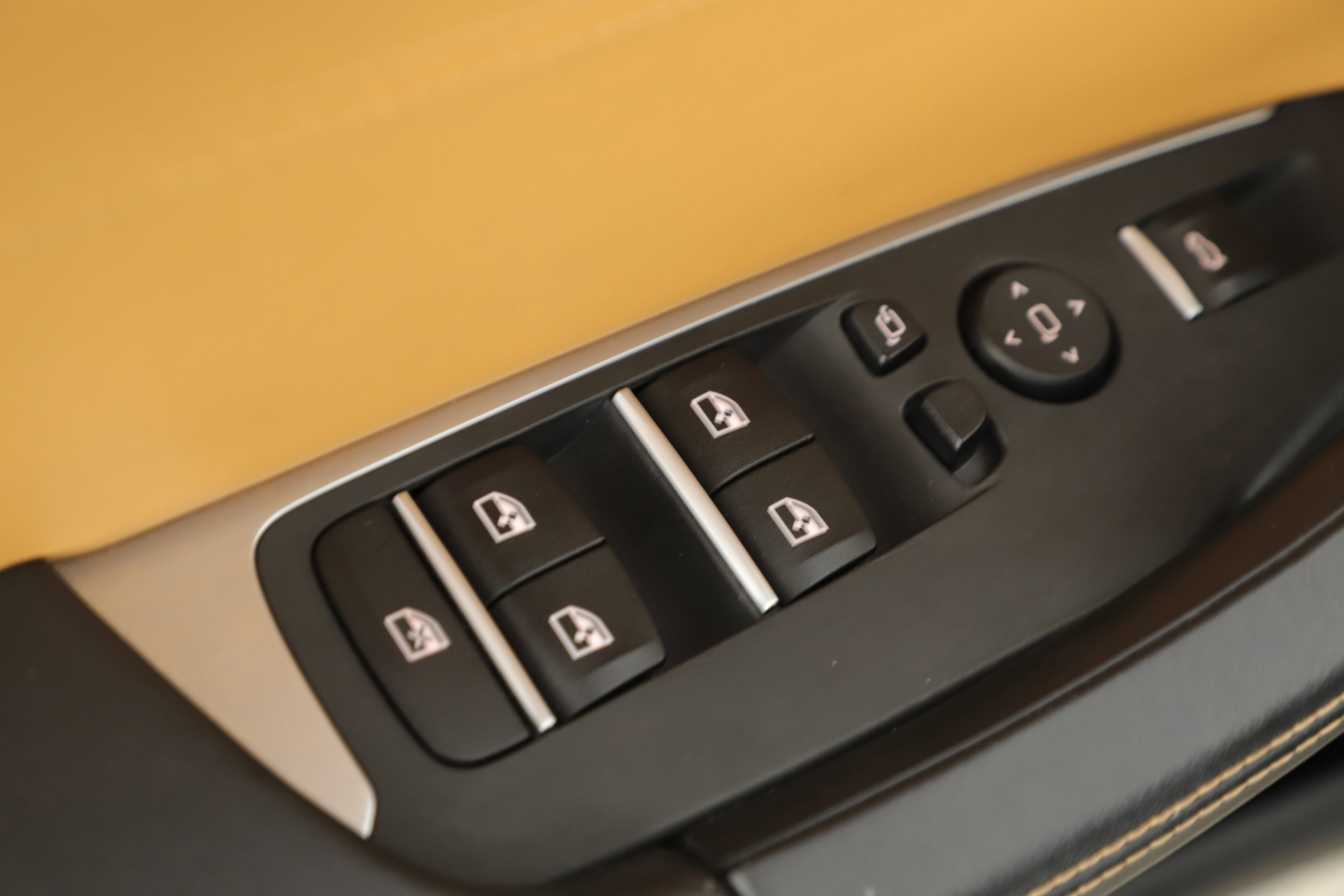 Used 2022 BMW X3 M w/ Competition Package image 9