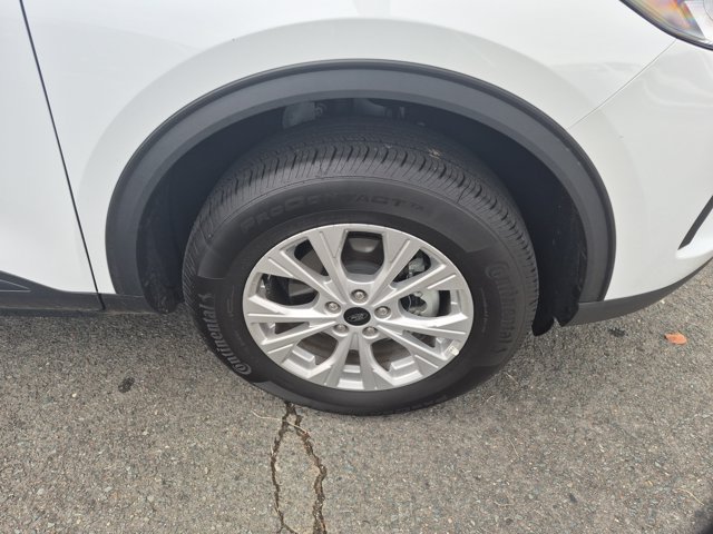 Certified 2026 Ford Escape Active w/ Cold Weather Package AWD/4WD image 11